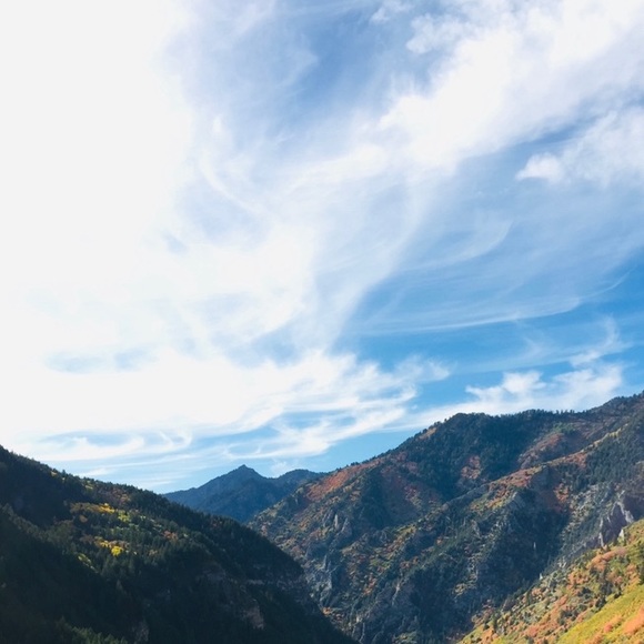 Meet your Posher!. - Picture 1 of 2